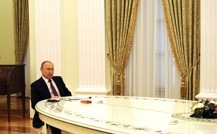 Vladimir Putin, Olaf Scholz ile görüştü
