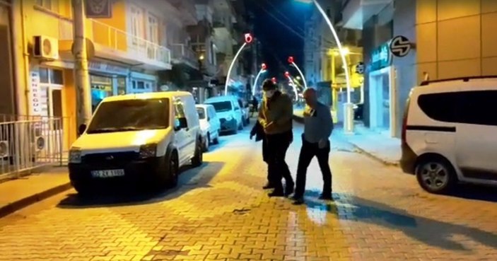 İzmir'de define için 750 yıllık caminin yanında ev tuttu
