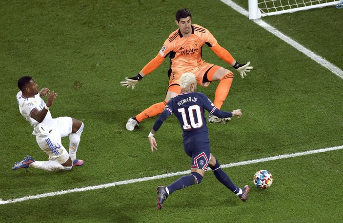 PSG Şampiyonlar Ligi'nde Real Madrid'i Mbappe ile devirdi