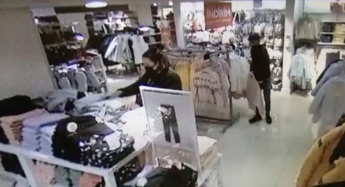 Şişli'de genç kadına teşhircilik yapan şahıs, kıskıvrak yakalandı