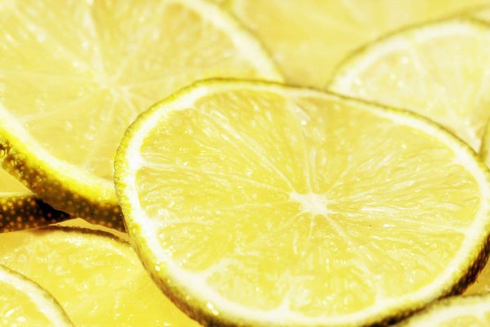 Limonu tuza bulamanın mucizevi etkileri