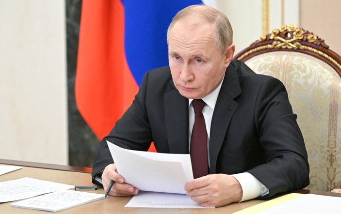 The Economist: Putin, kendini köşeye sıkıştırdı