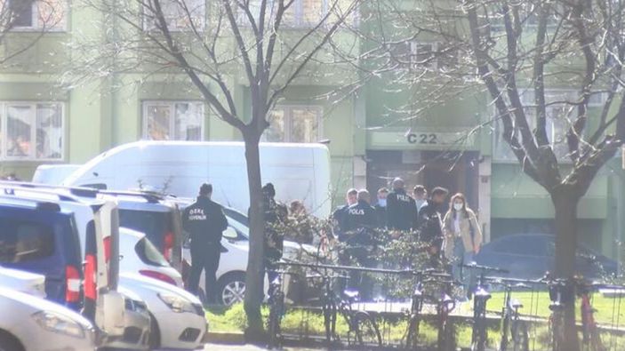 d Beylikdüzü'nde cinayet: 3 yaşındaki oğlunu öldürdü