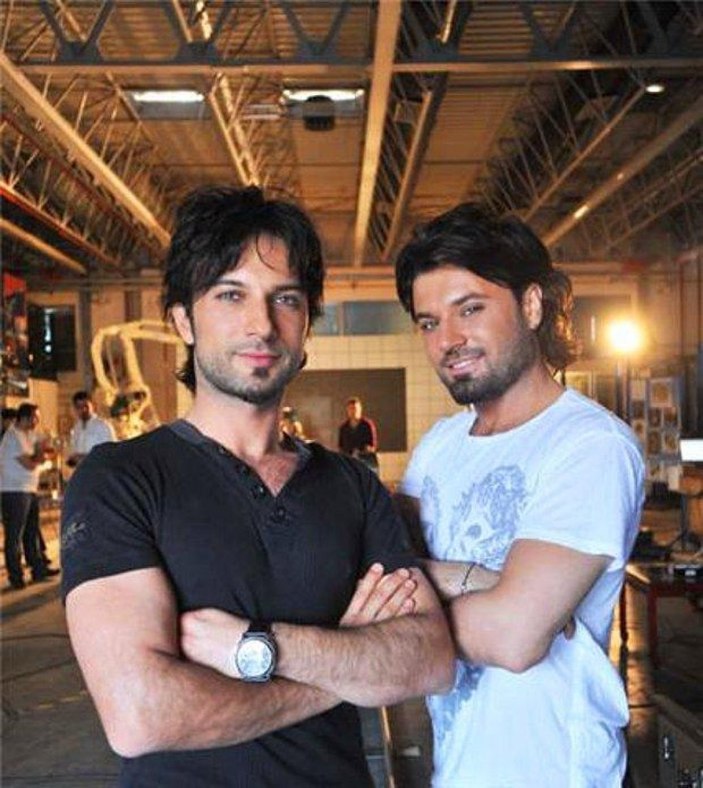 Çok şaşıracaksınız! Tarkan'a benzeyen popçu Emir'in son hali