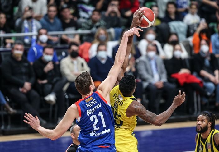 a Anadolu Efes Türkiye Kupası'nın sahibi oldu