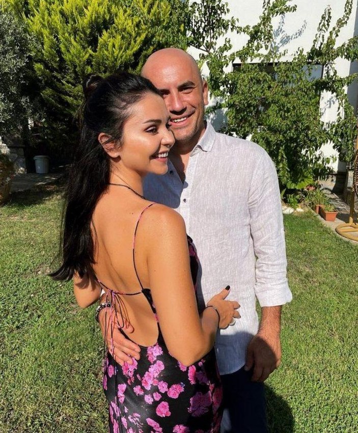 Güldür Güldür'ün Feridun'u Giray Altınok'un eşi bakın hangi oyuncu çıktı! Güzelliğini gören dilini ısırıyor