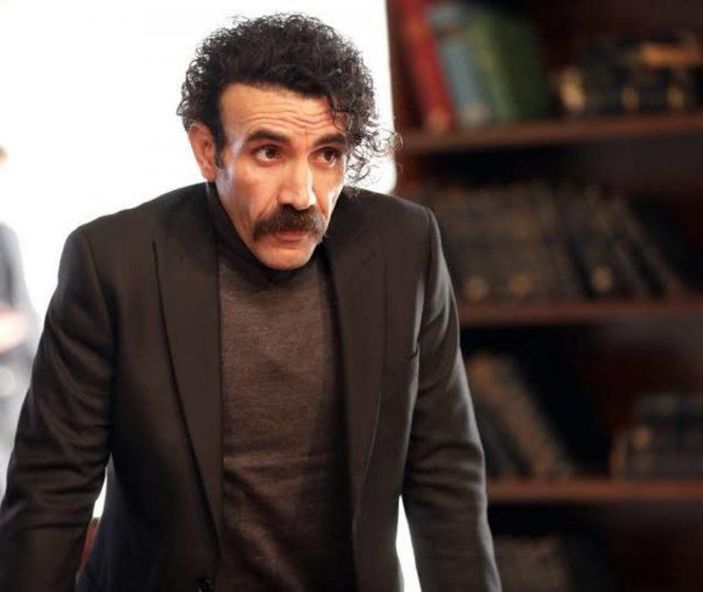 Yargı'nın Savcı Pars'ı Mehmet Yılmaz Ak'ın eski haline bakın! Uzun saçları ve bıyıkları hayrete düşürdü