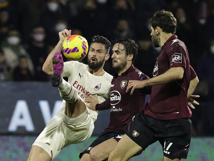 Milan, lig sonuncusu Salernitana ile yenişemedi