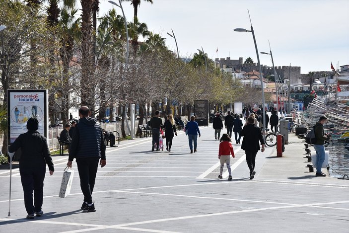 Muğla sahillerinde güneşli hava yoğunluğu