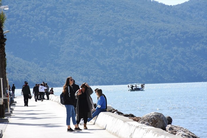 Muğla sahillerinde güneşli hava yoğunluğu