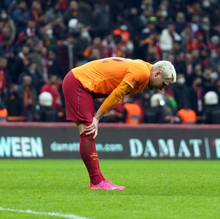 Galatasaray Süper Lig'de oynamadan 2 sıra geriledi
