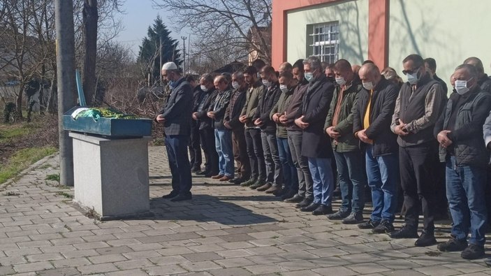 Düzce'de sevgilisi tarafından katledilen kadın toprağa verildi