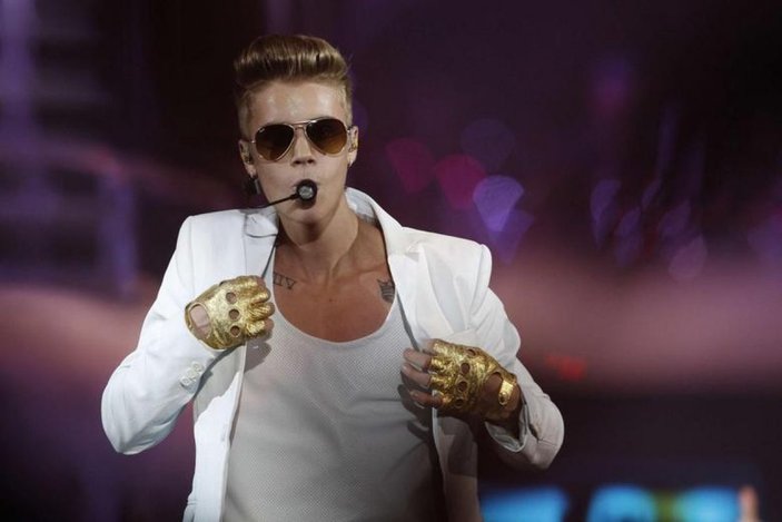 Justin Bieber koronavirüse yakalandı