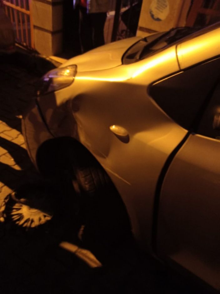 i Kağıthane’de kiralık araçla 4 araca çarpıp kaçtı