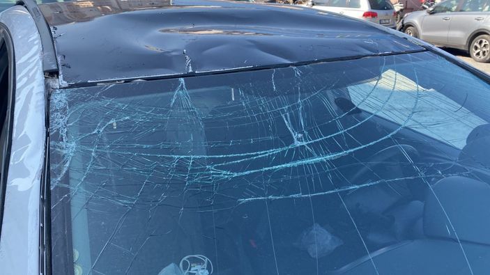 i Kağıthane’de kiralık araçla 4 araca çarpıp kaçtı