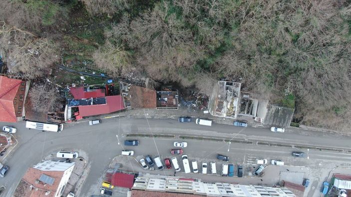 İ Kastamonu'da heyelan riski olan binalara yıkım kararı