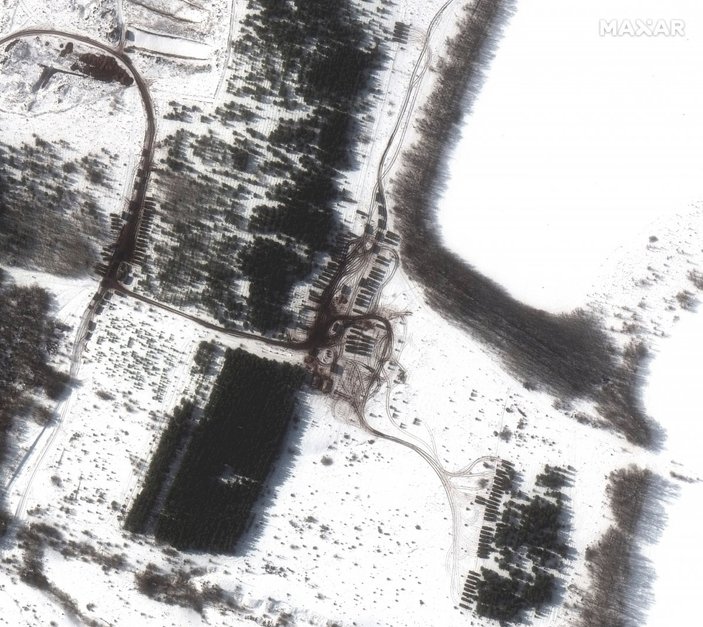 Rus ordusunun Ukrayna yakınlarındaki yığınağı uydu görüntülerine yansıdı