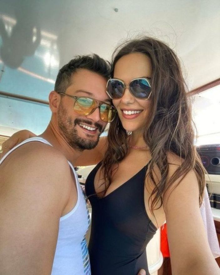 Üç Kız Kardeş'in Türkan'ı Özgü Kaya'nın büyük aşkı Arka Sokaklar'ın yıldızı çıktı! İki yıldır beraberler...