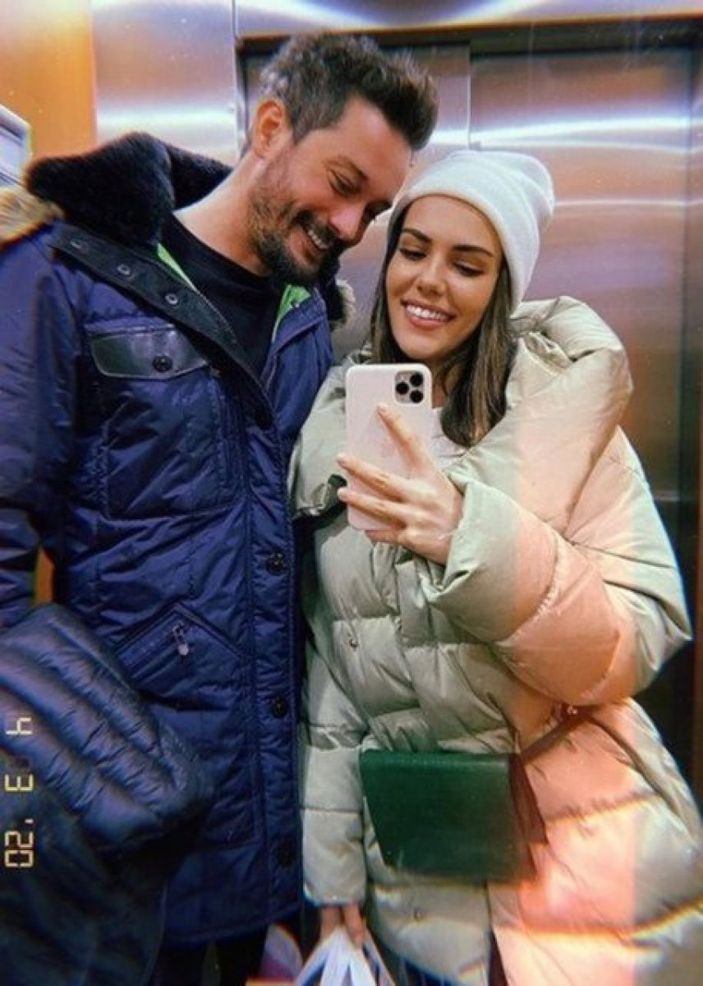 Üç Kız Kardeş'in Türkan'ı Özgü Kaya'nın büyük aşkı Arka Sokaklar'ın yıldızı çıktı! İki yıldır beraberler...