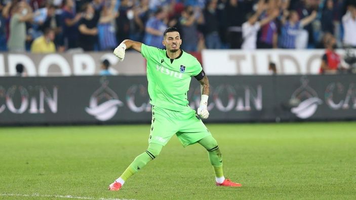 Uğurcan Çakır'ın müthiş performansı