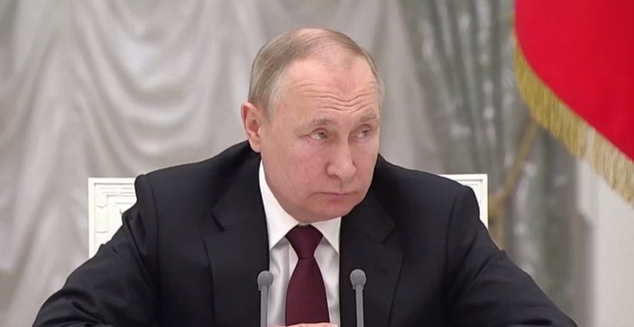 Putin'in canlı yayında azarladığı Rus İstihbarat Şefi kekeledi