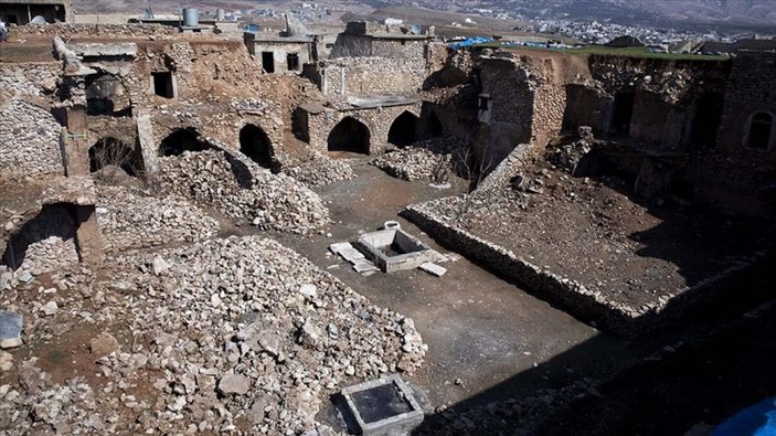 Osmanlı döneminden kalan 160 yıllık kervansaray onarılmayı bekliyor