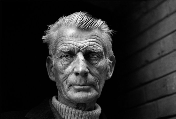 Samuel Beckett'in absürt tiyatrosu: Godot'yu Beklerken