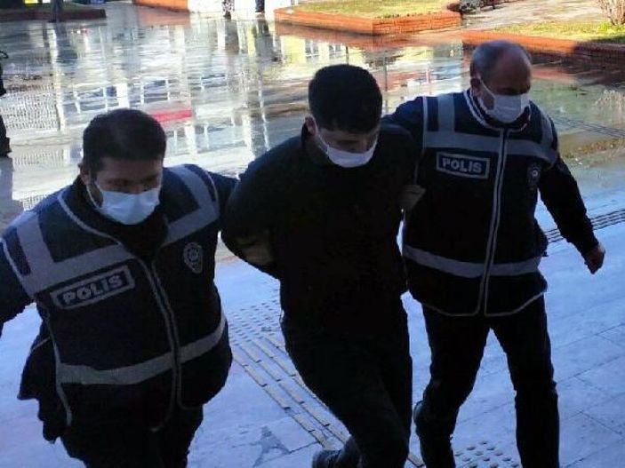 d Aydın'da eski eşinin baltalı saldırısına uğrayan kadın konuştu