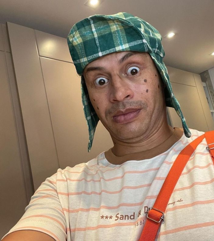 Alex de Souza'dan kostümlü paylaşım