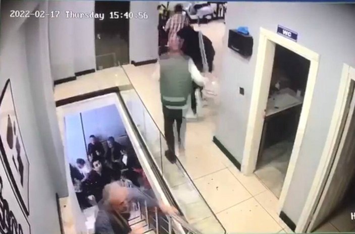 Şişli'de iş yeri basan grup kamerada