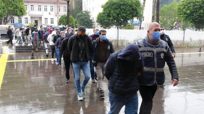 Antalya'da hamile elebaşının fuhuş çetesi çökertildi: 17 tutuklu