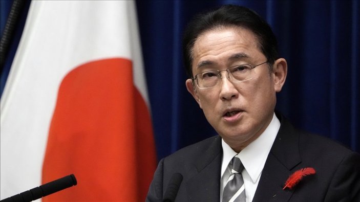 Japonya Başbakanı Ukrayna'ya 100 milyon dolarlık yardım yapacak