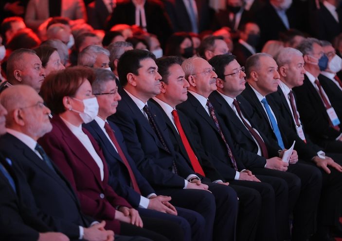 Güçlendirilmiş Parlamenter Sistem metninde ‘kayyum’ detayı