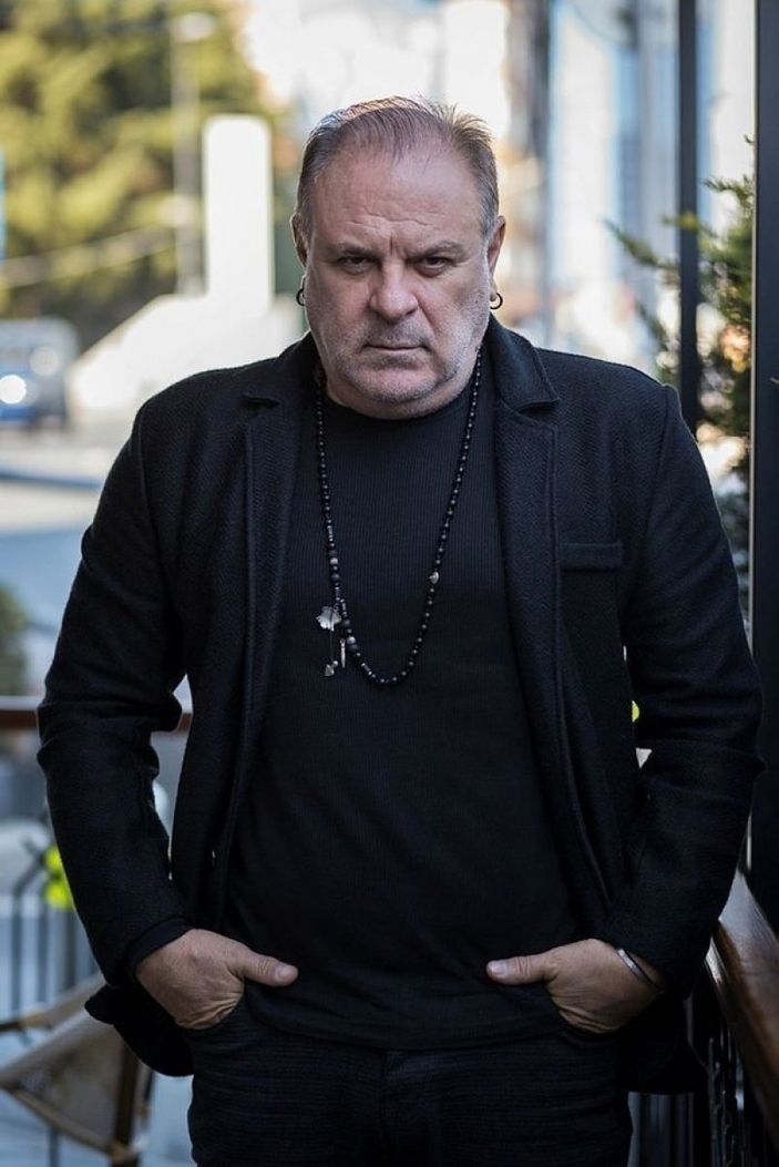 Alparslan Kekavmenos'un kardeşi Sadakatsiz dizisinin yıldızı çıktı! Kardeş demeye bin şahit ister...