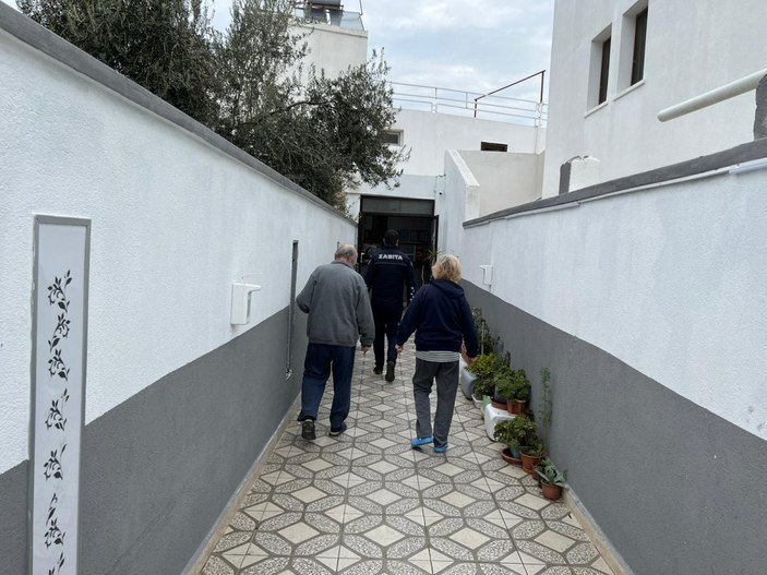 Muğla’da denize atlayan yaşlı çift taburcu edildi