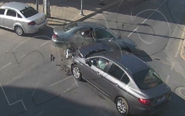 İzmir’de MOBESE’ye yansıyan kazalar