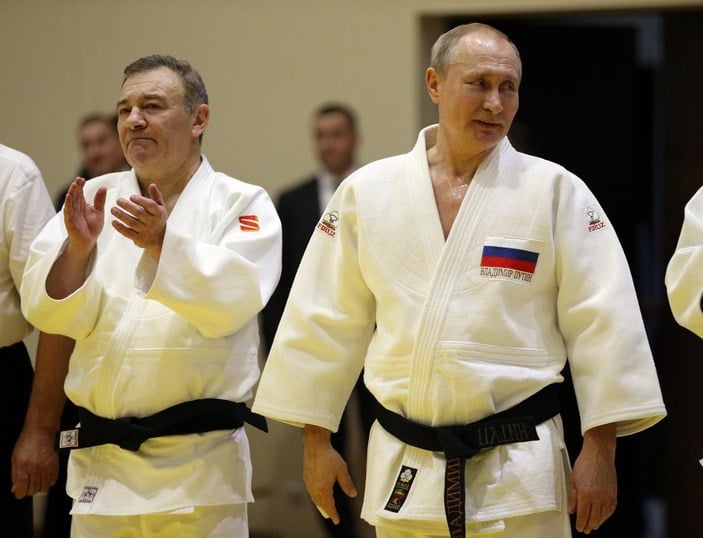 Putin'in siyah kuşağı, Dünya Tekvando Federasyonu tarafından iptal edildi