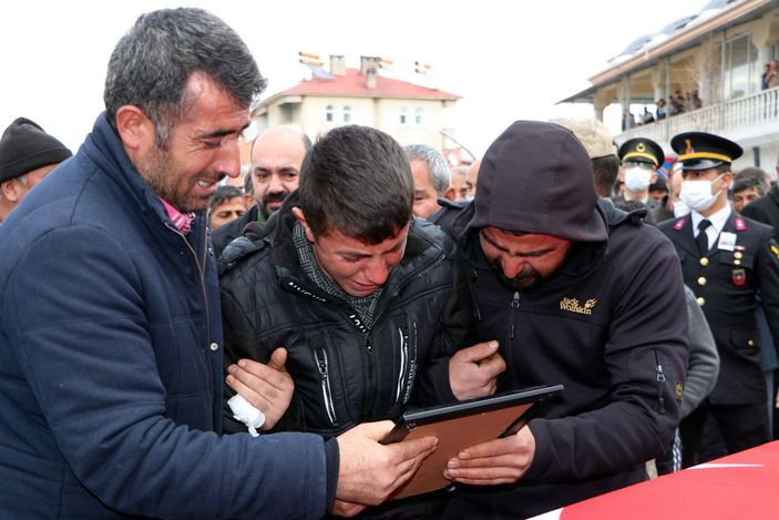 Hakkari’de şehit düşen Mürsel Sunal’a veda