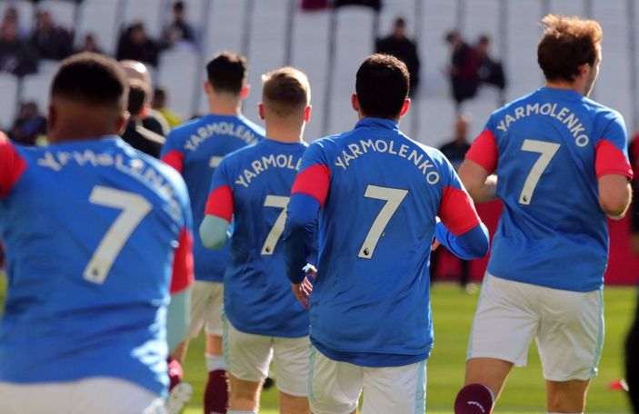 r Yarmolenko'dan silahlı kuvvetlere para desteği