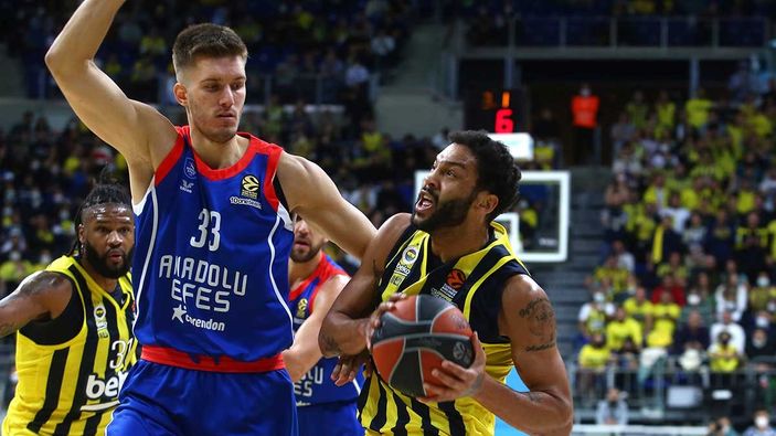EuroLeague'den Rusya'ya yaptırım kararı! Anadolu Efes ve Fenerbahçe Beko'ya katkı sağlar mı?