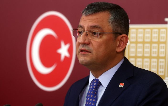 A Özgür Özel: Bildiriye imza atan 104 amiralden özür dilenmeli