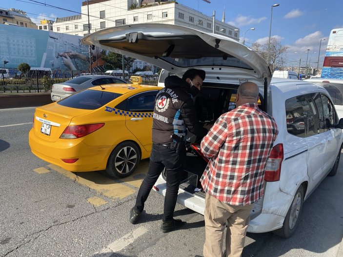 Galata'dan Sirkeci'ye gitmek için turistten 100 lira istedi