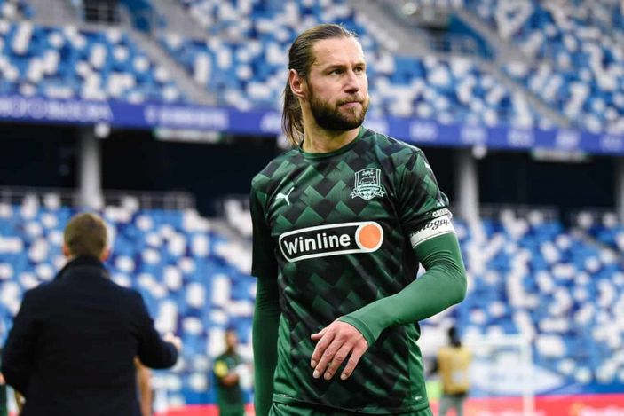 Krasnodar'ın kaptanı Krychowiak, yabancı oyuncuları ayrılmaya ikna etti