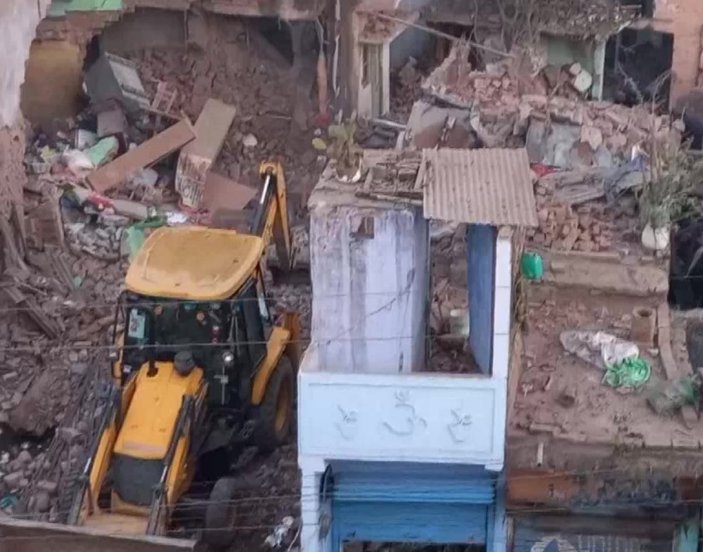 Hindistan'daki bir evde patlama: 10 ölü