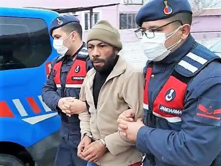 i Denizli'deki hırsızlık çetesi, çalınan tavus kuşlarını yeme kavgası yaptı