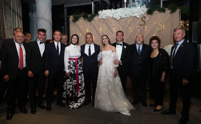 Fenerbahçe camiası, İsmail Kartal'ın kızının düğününde buluştu