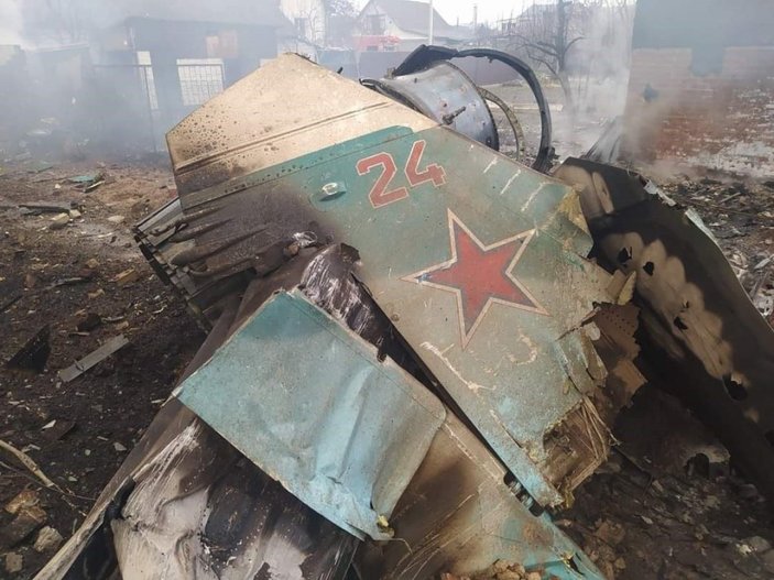 Ukrayna'da düşürülen uçağın pilotu yakalandı