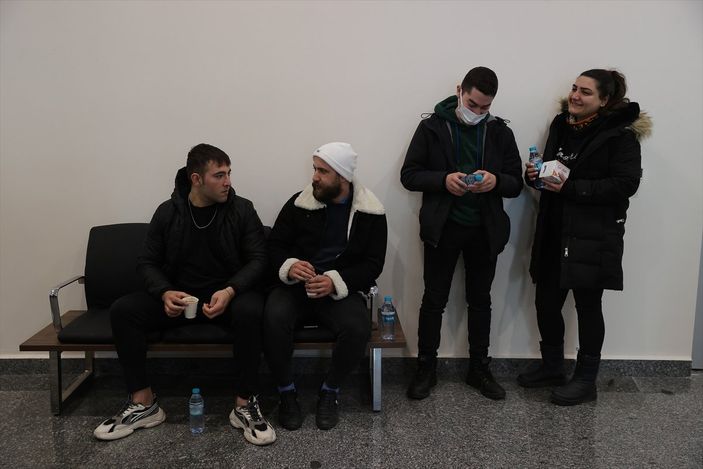 Ukrayna'dan tahliye edilen Türklerin sayısı 11 bini geçti