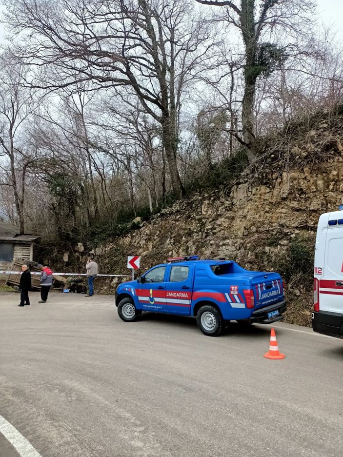 İ Ordu'da patpat aracı devrildi: 1 ölü 2 yaralı