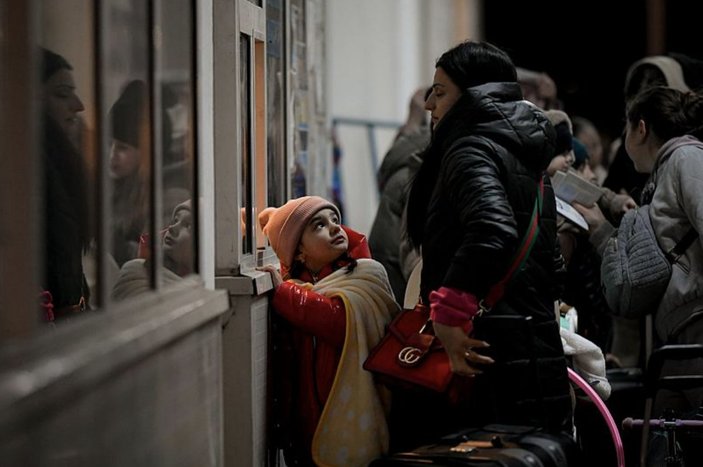 Avrupa'da mülteci krizi büyüyor